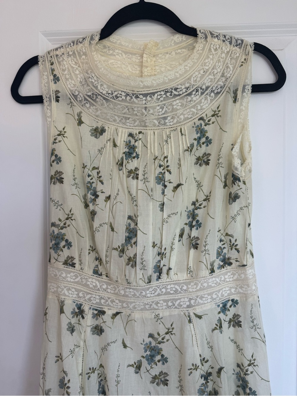 Doen Liliana Floral Lace Dress - Picture 8 of 10